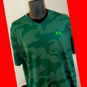 Under armour t shirt